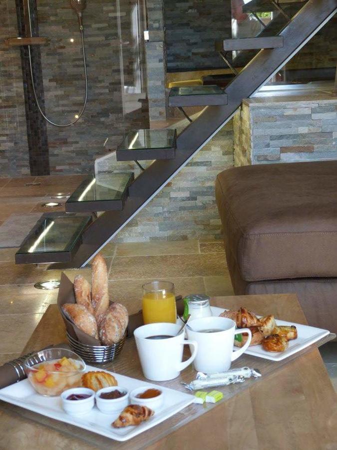L'Eveil Des Sens Hotel Châteauneuf-le-Rouge Kültér fotó