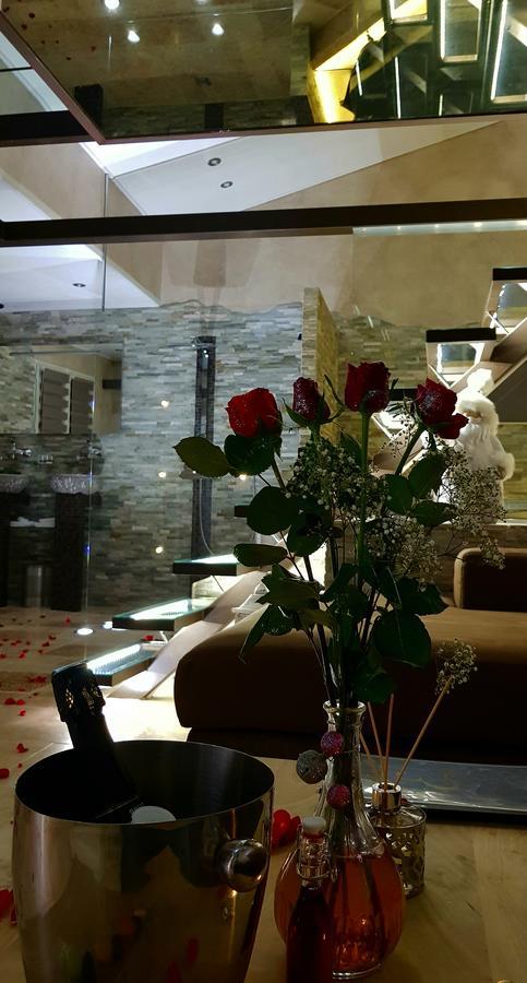 L'Eveil Des Sens Hotel Châteauneuf-le-Rouge Kültér fotó