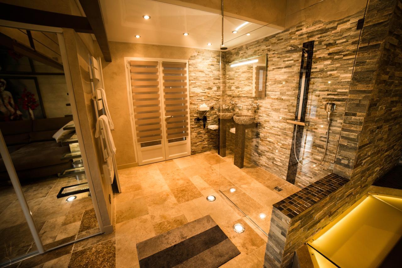 L'Eveil Des Sens Hotel Châteauneuf-le-Rouge Kültér fotó